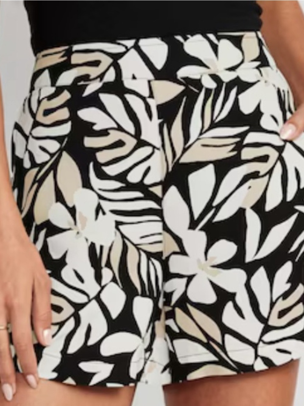 NWOT Old Navy High-Waist Palm Print Playa Shorts